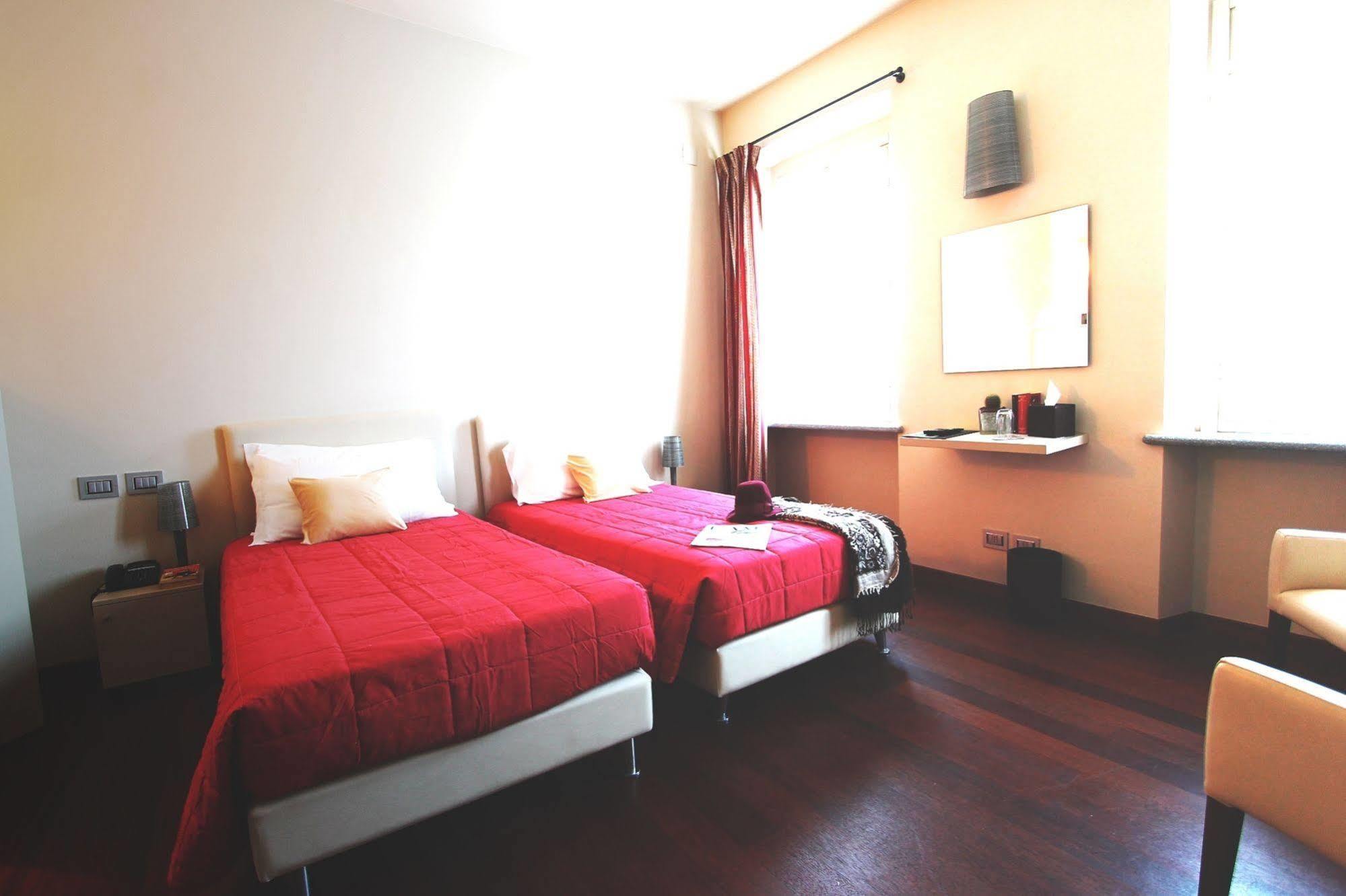 La Fermata Resort Alessandria Zewnętrze zdjęcie